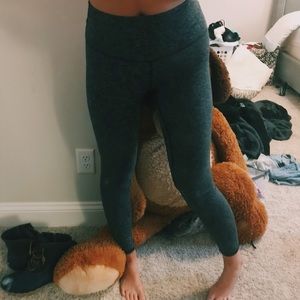 aerie grey leggings!!